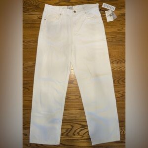 NWT BDG Urban Outfitters White Jeans Skate Fit 33x32
